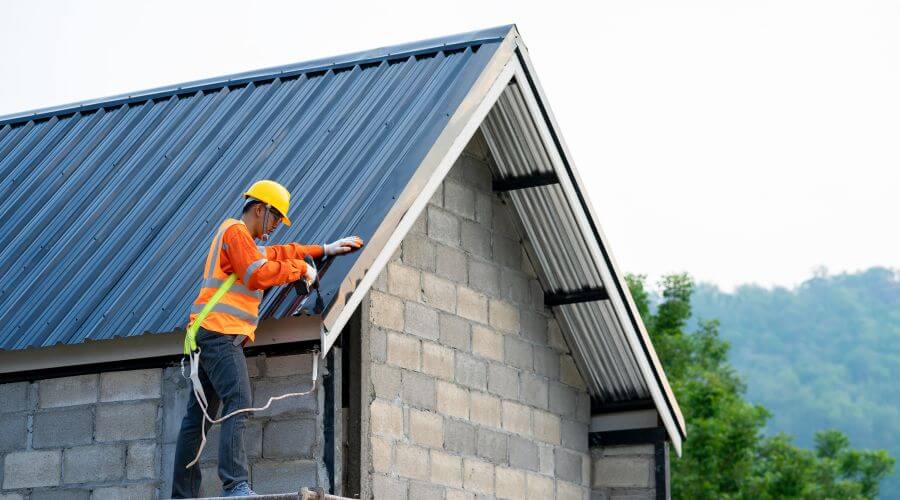 Professional gutter cleaning in Wawarsing, NY